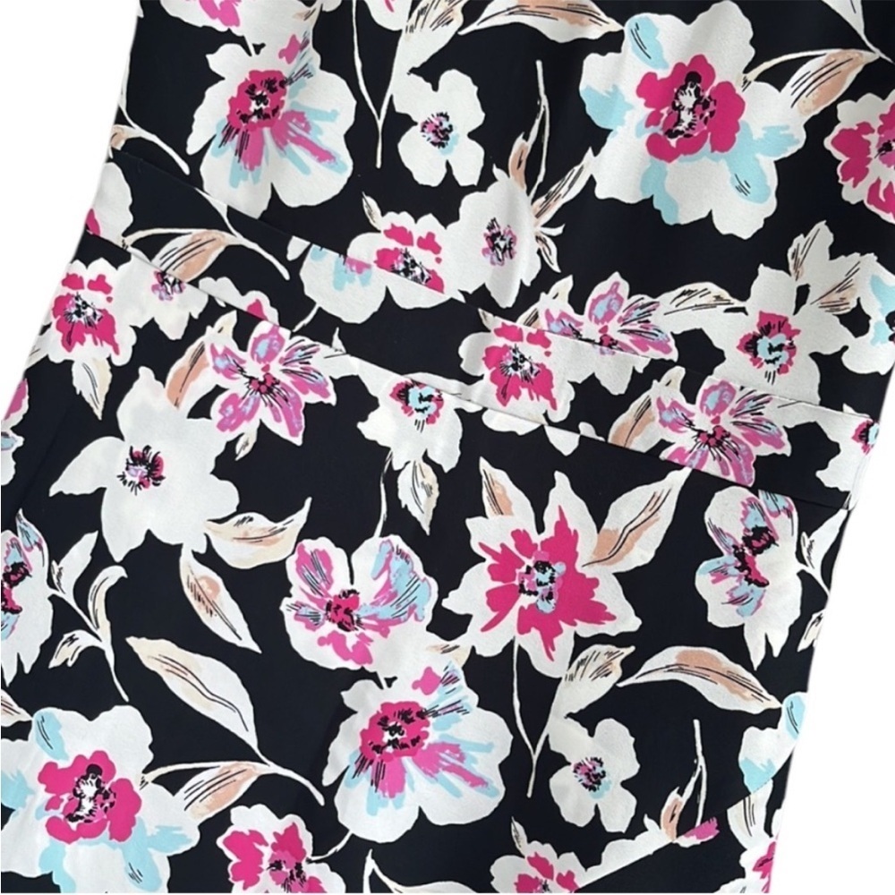 Like New Banana Republic Ruffled Hem Floral Dress Size 4 - Picture 7 of 11